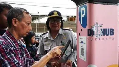 Voucher-Parkir-Surabaya-Luncurkan-Pembayaran-Non-tunai-e1706109916165.jpg