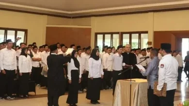 235 PPK Kecamatan Dilantik Bupati  PPK Sangat Strategis Dalam Pelaksanaan Demokrasi Yang Baik