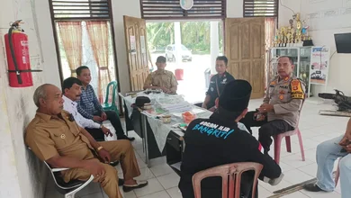 Terkait Larangan Musik Remix, Kapolsek AKP Sutopo Gelar Pertemuan Dengan Kepala Desa Sekecamatan Rantau Alai