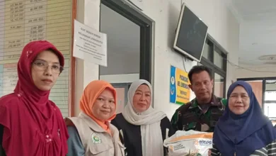 Penyaluran  Bantuan Sosial Beras  BULOG di  Kelurahan Lembursitu