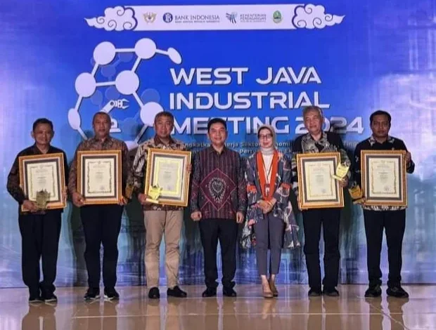 Pemerintah Kabupaten Sukabumi Meraih Penghargaan Top 5 Investment Challenge 2024