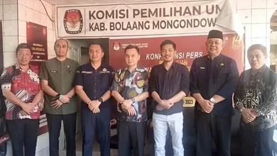 pjs bupati boltim, lukman lapadengan laksankan kunjungan perdana ke kpu boltim