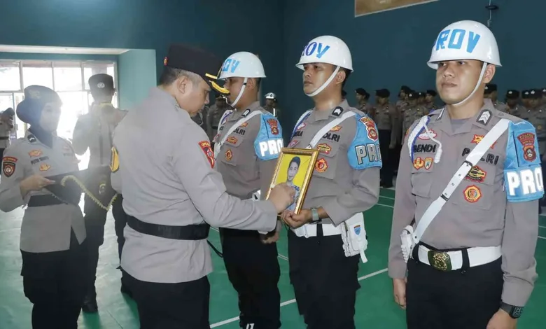 Kapolres Muba Pimpin Upacara Pemberhentian Tidak Dengan Hormat Atas Nama Briptu M Revinda Ilfan