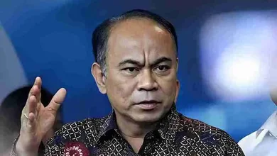 menkominfo budi arie setiadi menerangkan kalau sudah memblokir aplikasi temu