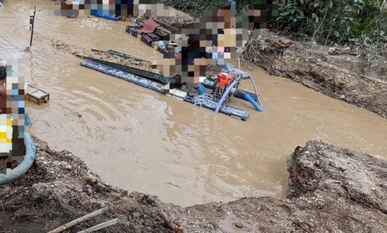 Aktivitas PETI di dekat Hutan Lindung Sentajo Raya