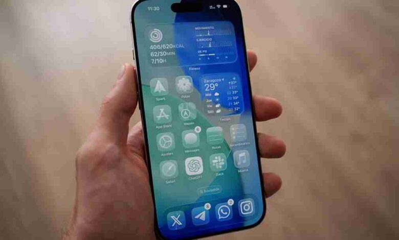 iOS 27 di iPhone menampilkan antarmuka terbaru Apple dengan fitur AI, peningkatan privasi, dan performa yang lebih cepat.