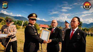 Kapolres Beri Penghargaan, Bertepatan Peringatan HUT RI ke‑81 Kepada Tujuh Personel Sat Narkoba