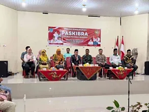 Diwakili Kanit Binmas, Polsek Indralaya Hadiri Pengukuhan Paskibraka Kecamatan Indralaya Tahun 2026