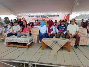 Mewakili Kapolsek Tanjung Raja, Kanit Reskrim Pimpin Pengamanan Hari Kedua Lomba Bidar Piala Gubernur Sumsel di Desa Talang Balai II