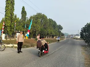 Polsek Rantau Alai Gelar Strong Point dan Atur Lalu Lintas di Depan SMAN 1 Rantau Alai