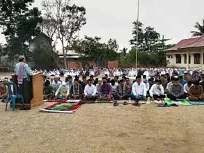 Personel Polres Ogan Ilir Melalui Polsek Tanjung Batu Ikuti Pelaksanaan Sholat Istisqo, Perkuat Ikhtiar Cegah Karhutla