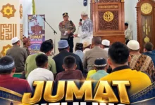 Foto pendukung berita Kapolres Boltim Jumat Keliling di Masjid Agung Nurjanah Tutuyan, Sampaikan Empat Pesan Penting