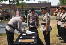 Foto pendukung berita Kapolres Muara Enim Pimpin Sertijab, IPTU Zulkarnain Afianata, S.T, M.Si, M.H Dipercaya Jabat Kapolsek Gunung Megang