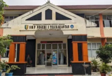 Foto pendukung berita Proyek Revitalisasi SMPN 3 Kuansing Disorot, Kepsek Mengaku Tak Ingat Nama Pengawas